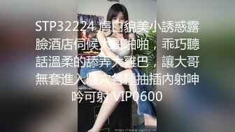 推特网黄极品熟女淫妻米奇宝宝??淫妻系列_《骚妻被金主们围奸三洞齐插》