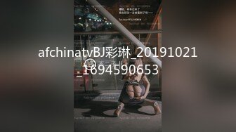 先口在后入。翘臀少妇就是好