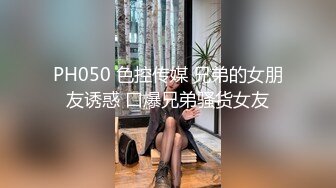 大神潜入网吧女厕 近距离偷窥长发美女拉大号 还是一个粉嫩的小B