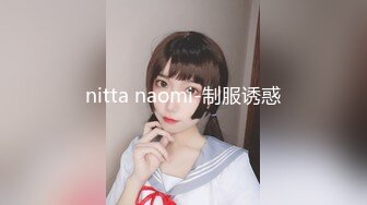 【新片速遞】 邪恶的房东暗藏摄像头偷拍大奶子美女租客换衣服洗澡