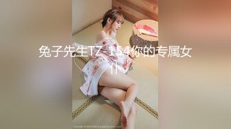 【新片速遞】淫乱轰趴乱操【淫妻换妻爱好者】无套连体爆裂灰丝小骚货 跳蛋玩成水帘洞再插入速操内射 太会玩了 高清源码录制 